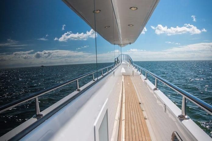 2008 Ocean Alexander 102 