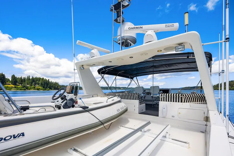 Que Sa-rah Sa-rah Yacht Photos Pics Flybridge