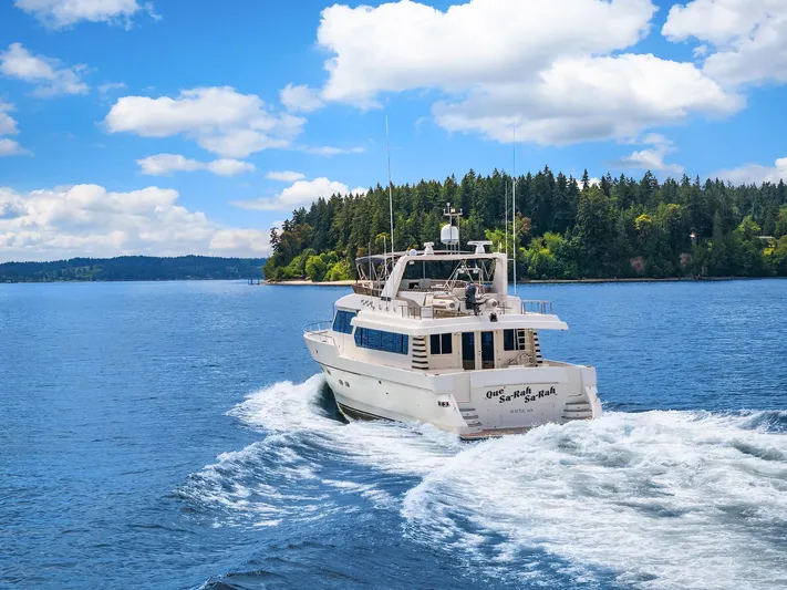 Que Sa-rah Sa-rah Yacht Photos Pics Running