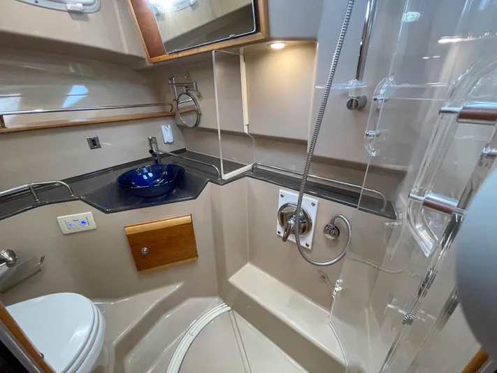 Slainte Yacht Photos Pics Ensuite head