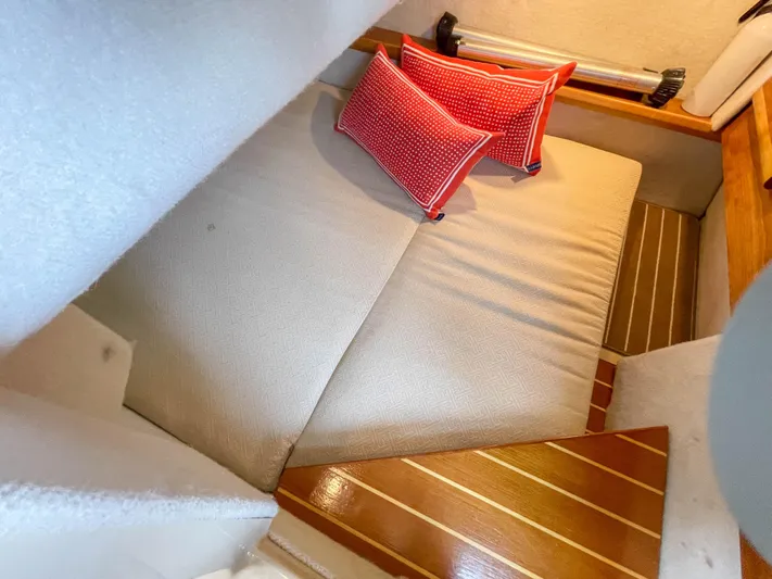 Slainte Yacht Photos Pics Guest stateroom