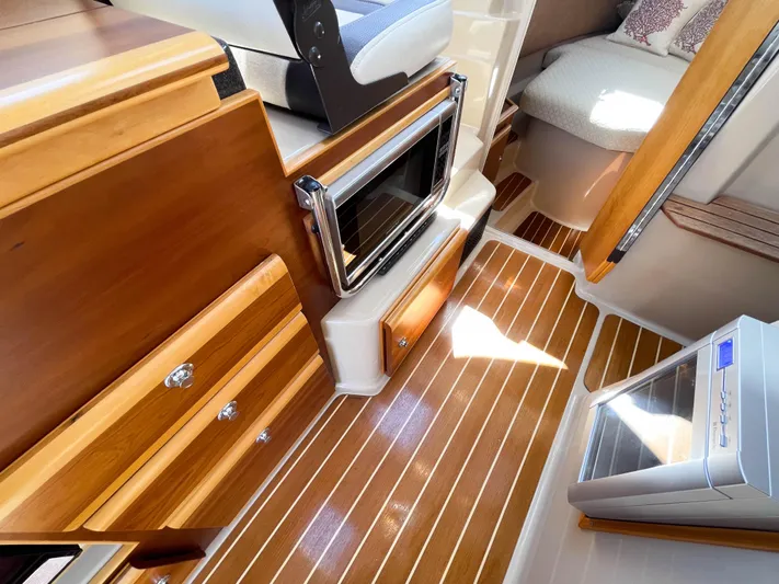 Slainte Yacht Photos Pics Galley