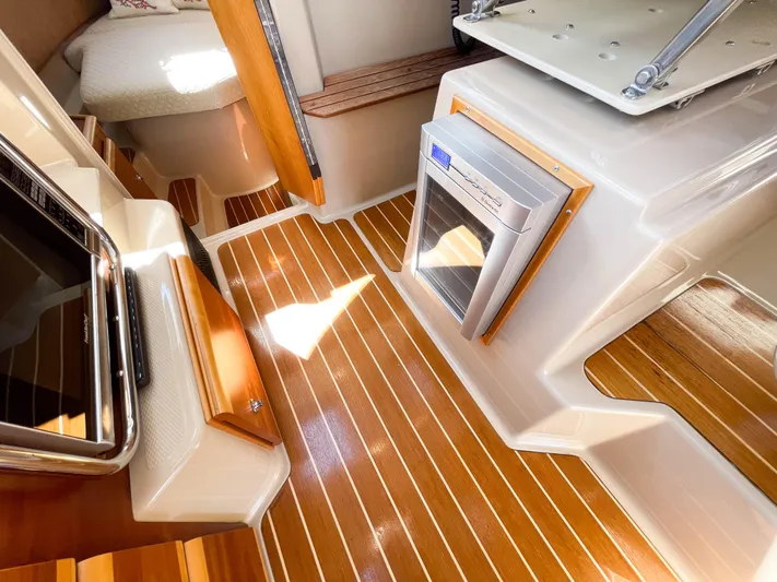 Slainte Yacht Photos Pics Galley