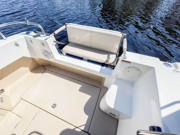 Slainte Yacht Photos Pics Port wing seat expanded