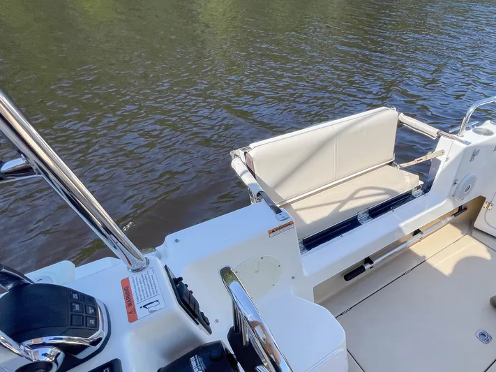 Slainte Yacht Photos Pics Starboard wing seat expanded