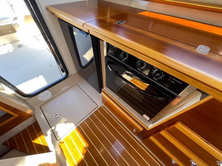 Slainte Yacht Photos Pics Galley