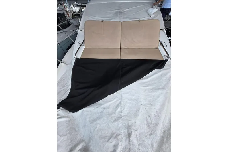 Tiger "times" 2 Yacht Photos Pics 2017 Sea Ray Sundancer 400 with beige sunpad and black cover on deck.