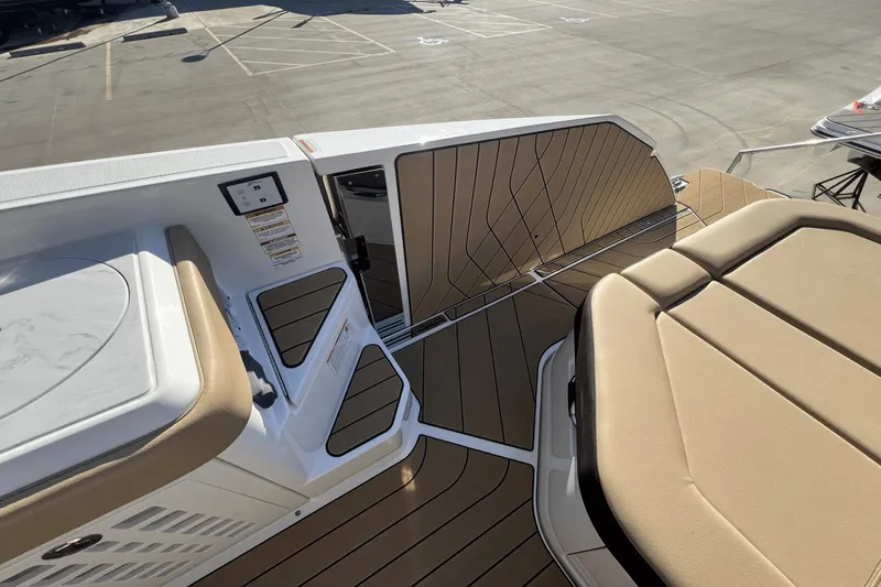 Slx 400 Yacht Photos Pics 