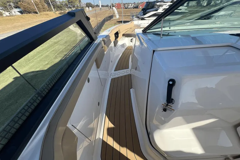 Slx 400 Yacht Photos Pics 