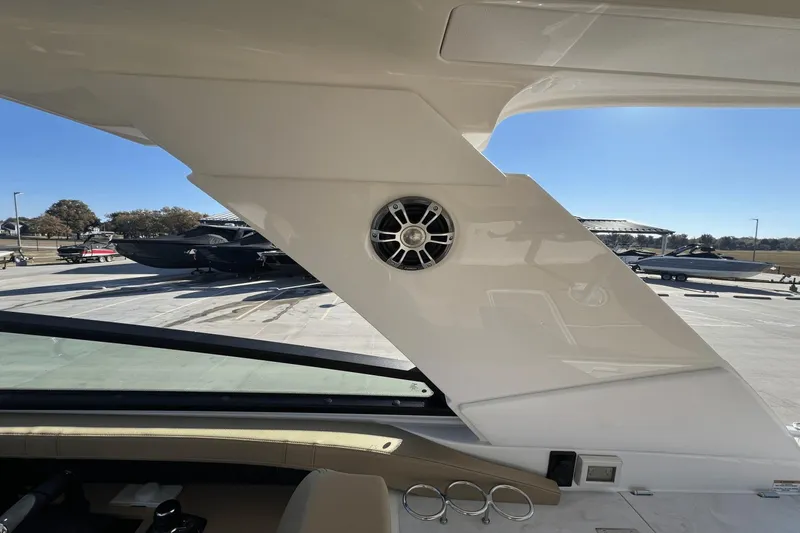 Slx 400 Yacht Photos Pics 