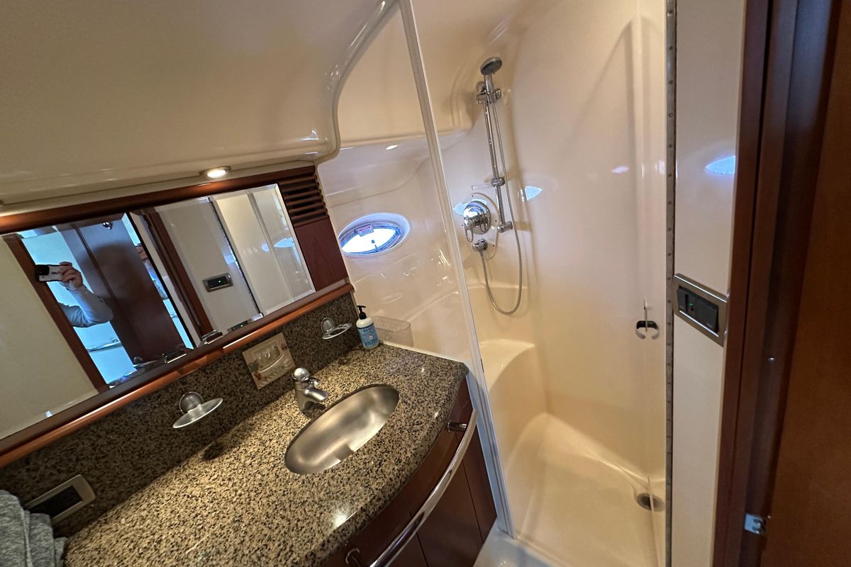 2006 Sea Ray 52 