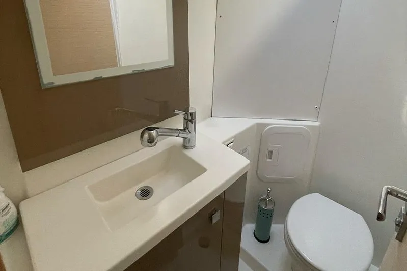  Yacht Photos Pics Fountaine Pajot Lucia 40 2018