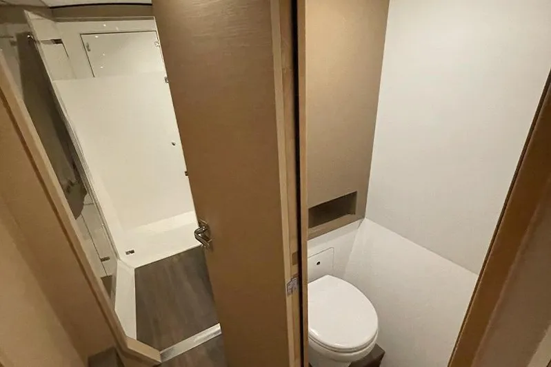  Yacht Photos Pics Fountaine Pajot Lucia 40 2018