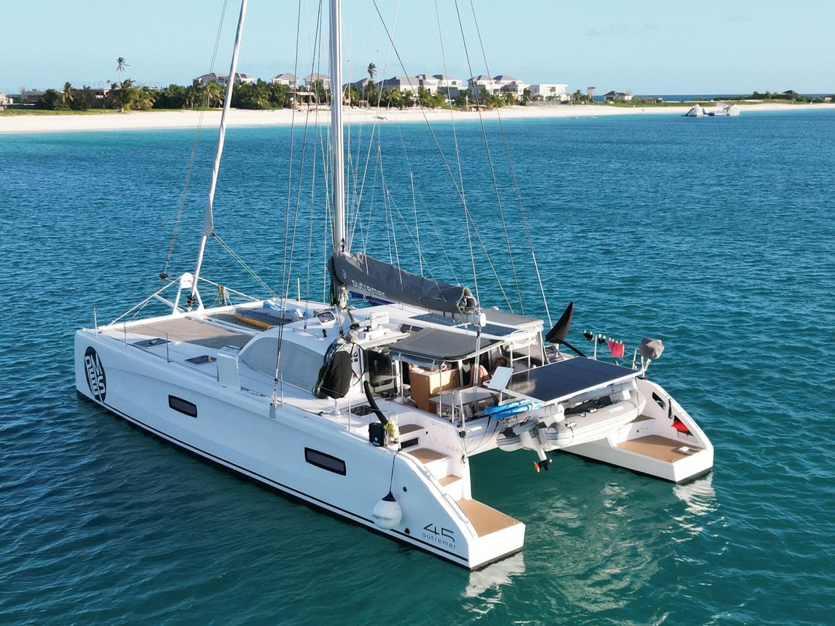 2022 Outremer 48 