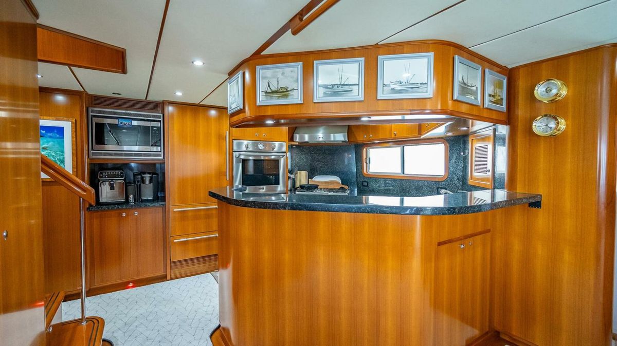 2009 Nordhavn 76 