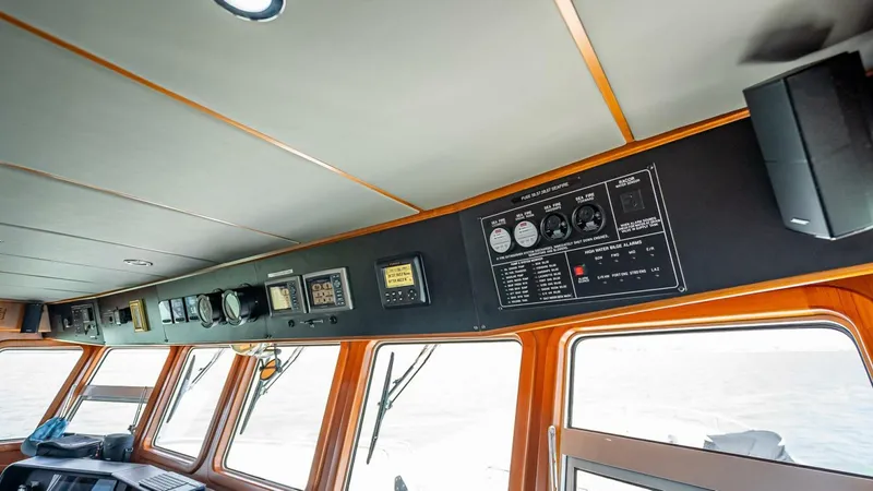 Take 5 Yacht Photos Pics 