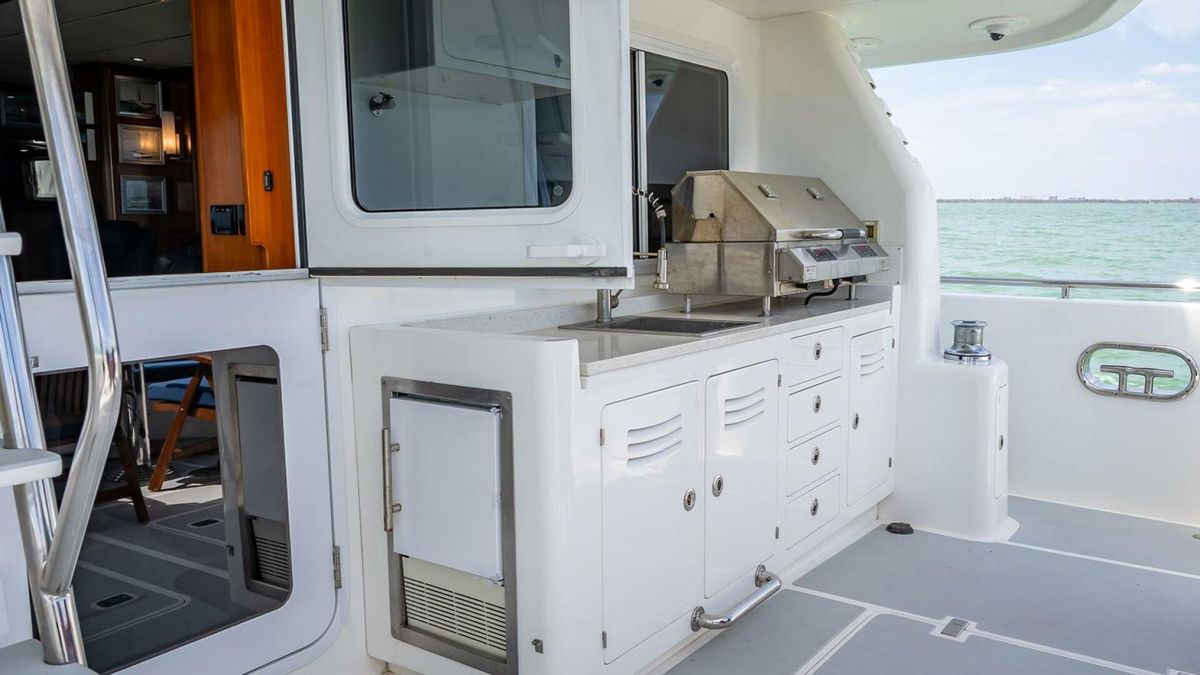 2009 Nordhavn 76 