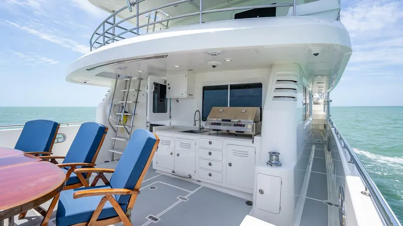 Take 5 Yacht Photos Pics 