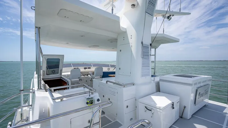 Take 5 Yacht Photos Pics 