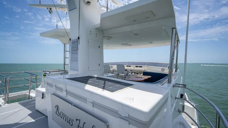 Take 5 Yacht Photos Pics 