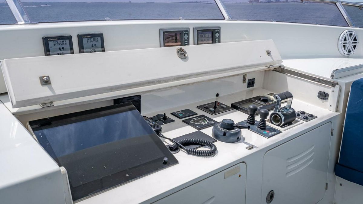 2009 Nordhavn 76 