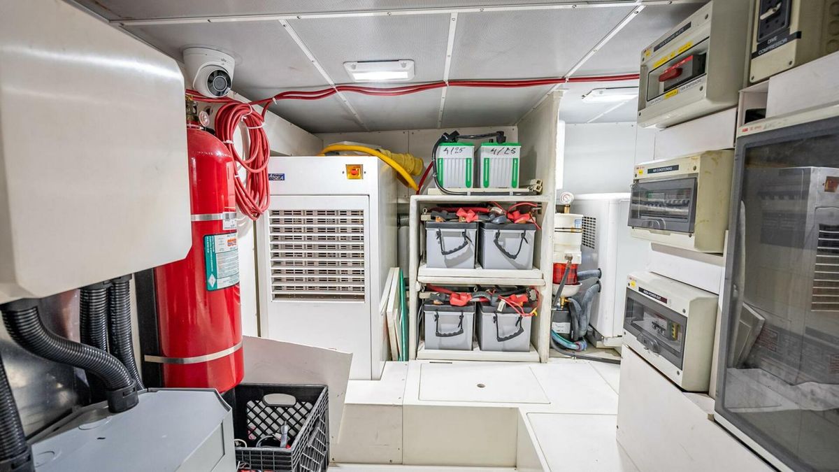 2009 Nordhavn 76 