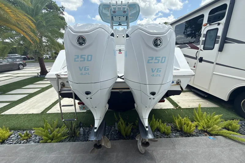  Yacht Photos Pics 2022 Tidewater 280 CC Adventure with twin Yamaha 250 V6 outboard engines.