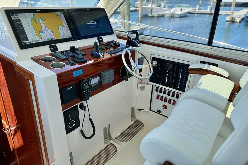  Yacht Photos Pics Manufacturer Provided Image: Manufacturer Provided Image