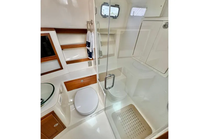  Yacht Photos Pics Manufacturer Provided Image: Manufacturer Provided Image