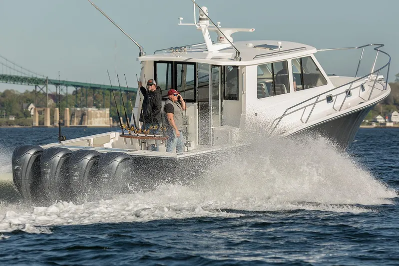  Yacht Photos Pics Manufacturer Provided Image: Manufacturer Provided Image