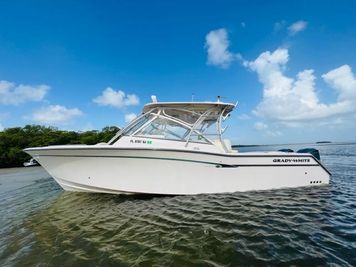 Grady-White Freedom 335