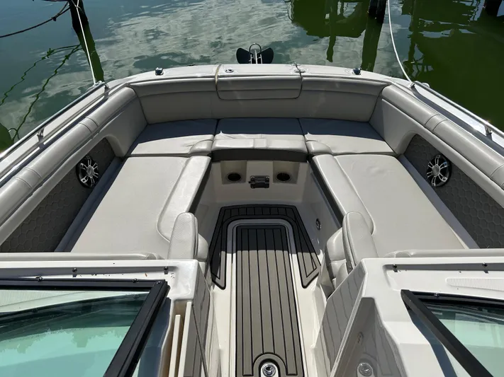 2022 Sea Ray 290 Sdx @ Cancun Yacht Photos Pics 2022 Sea Ray SDX 290 boat interior with spacious seating and sleek design.