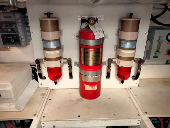 Ancora Yacht Photos Pics Engine room fire suppression system on a 1997 Tiara Yachts 40' Tiara Express.