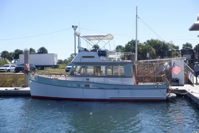 Grand Banks 32 Sedan Trawler