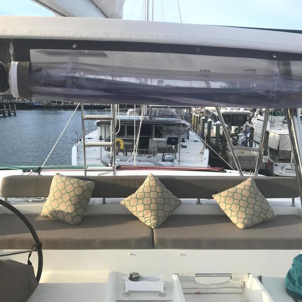 2016 Lagoon 450F Owner's Version