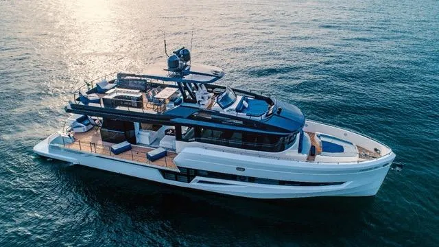  Yacht Photos Pics Luxury OKEAN 80 yacht cruising on the ocean, 2020 model.