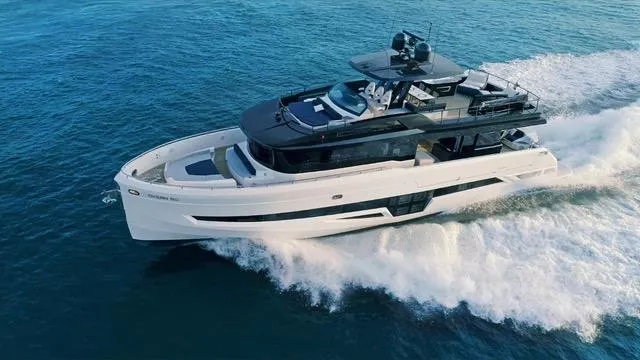  Yacht Photos Pics Luxury OKEAN 80 yacht cruising on open water, 2020 model.