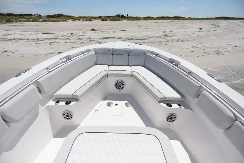  Yacht Photos Pics Manufacturer Provided Image