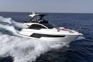 2025 Fairline Squadron 58
