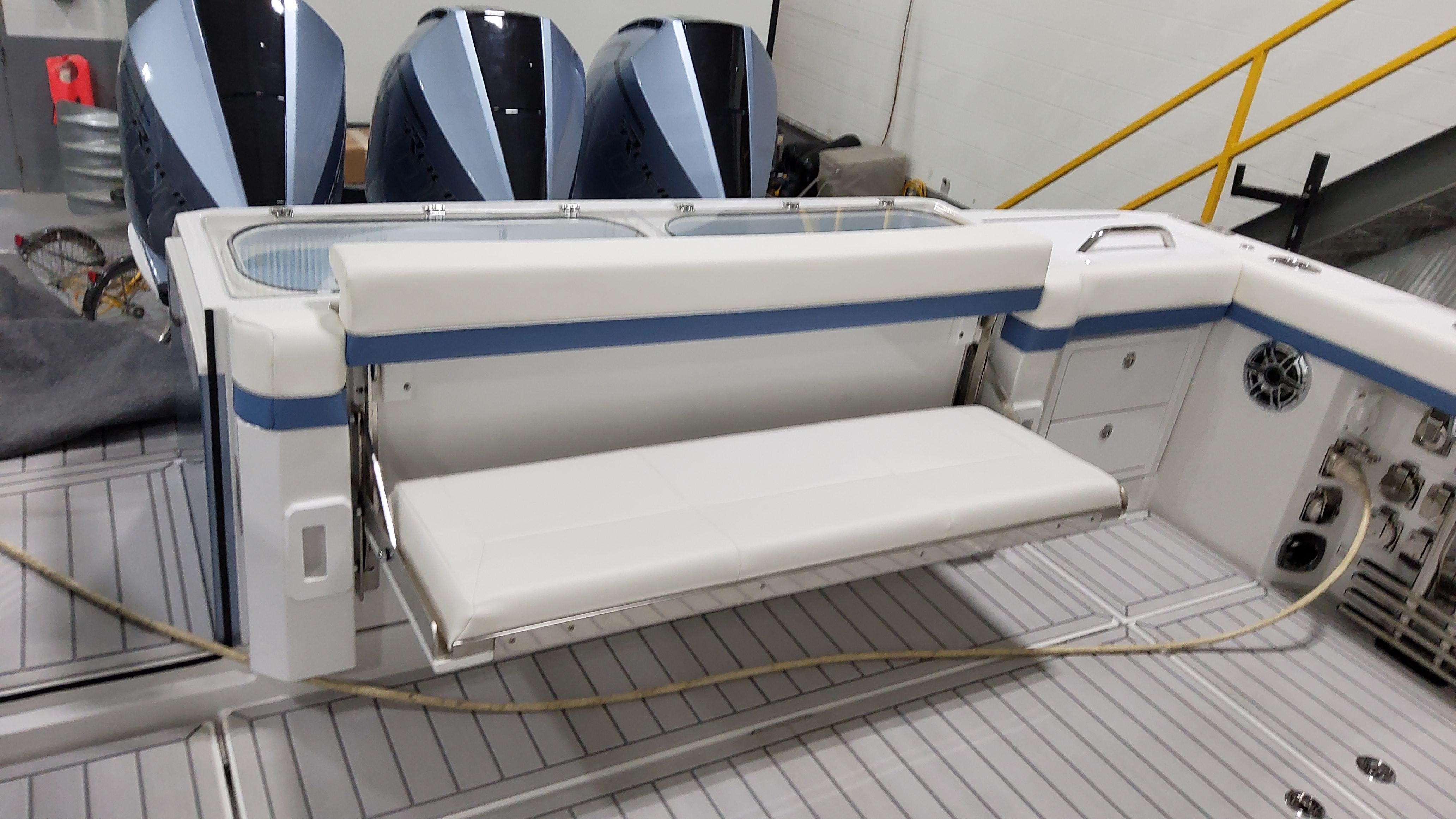 なみ！　プレコース 2025 Formula 387 Center Console Fish Sport Fishing for sale