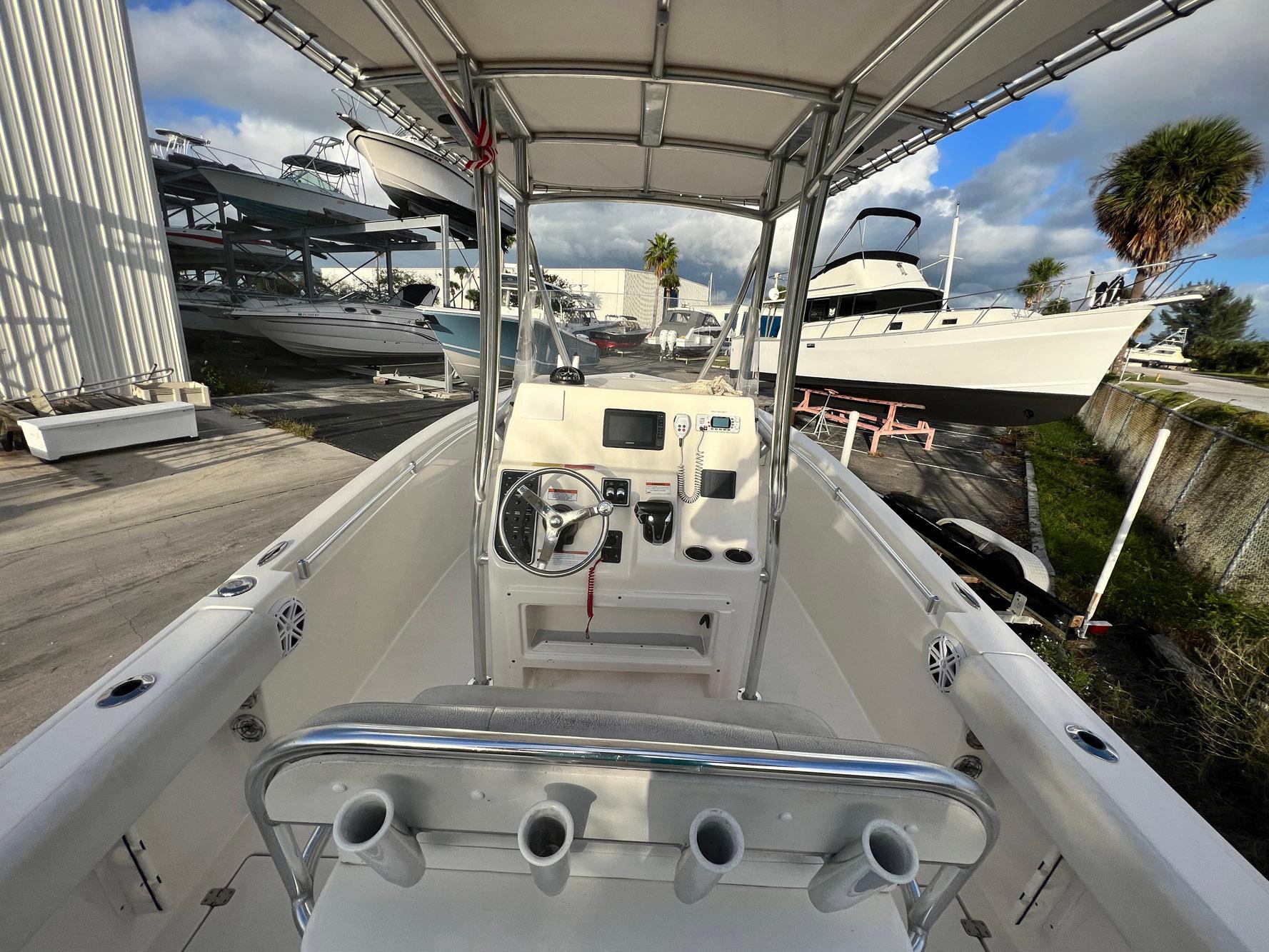 2016 Cobia 237 Center Console Center Console for sale - YachtWorld