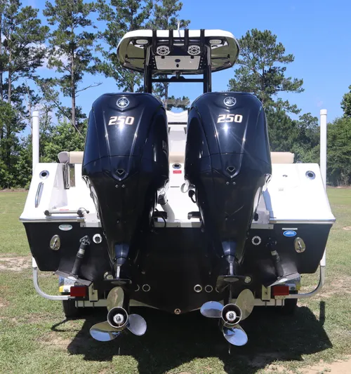  Yacht Photos Pics 2022 Tidewater 272 LXF boat with dual 250 horsepower engines, rear view.