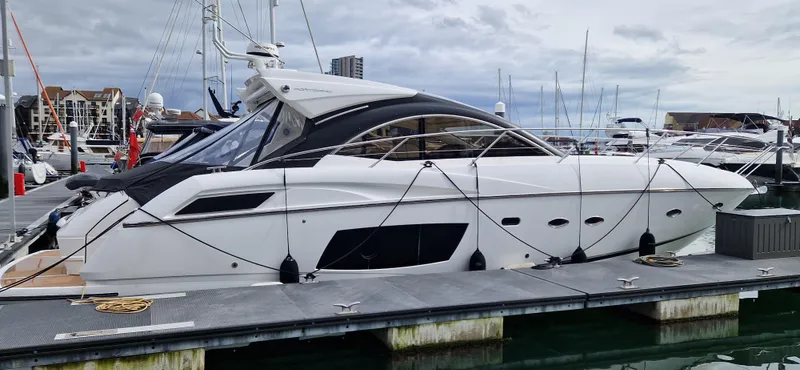 Serafina Yacht Photos Pics 