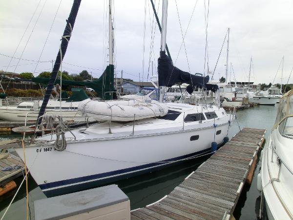 1995 Hunter Passage 42