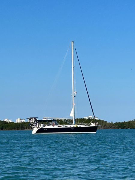 2000 Catalina 470