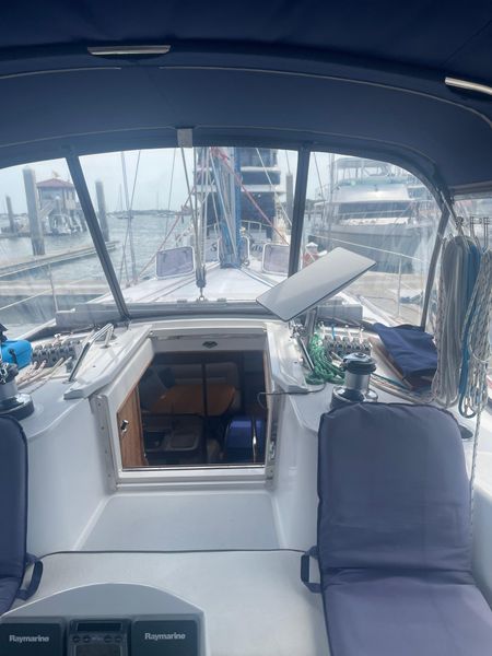 2000 Catalina 470