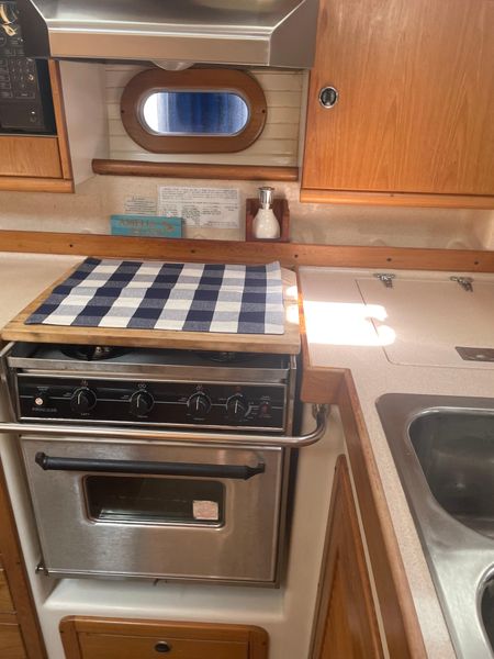 2000 Catalina 470