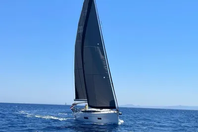 Bavaria C50 STYLE - OWNERS VERSION