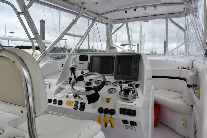  Yacht Photos Pics Helm