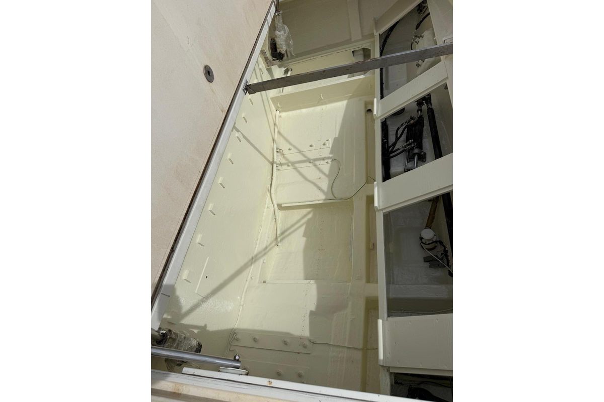 2007 Ferretti Yachts 74 